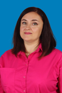 Воспитатель Суздальцева Ирина Владимировна